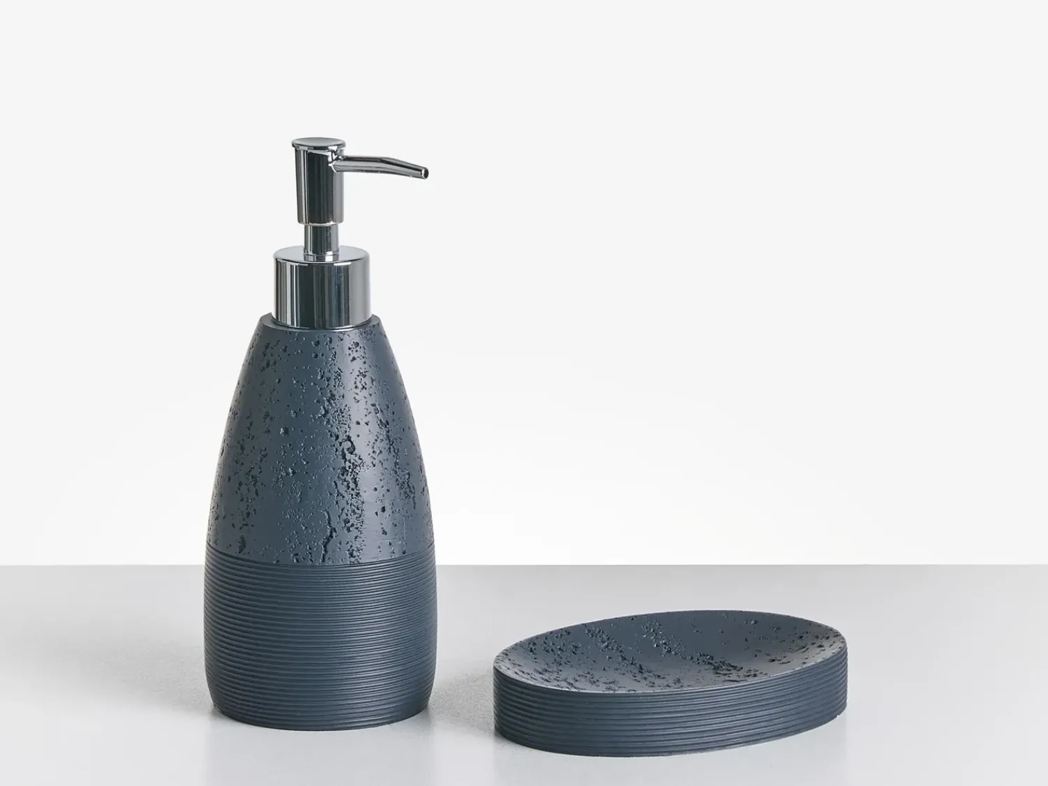 Clearance Beliani Set da 5 accessori per il bagno YARAPA scuro Blu