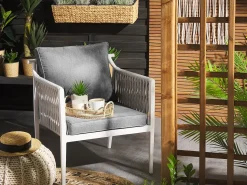 Beliani Set da giardino con tavolo 4 posti LATINA Metallo Grigio Bianco Grigio