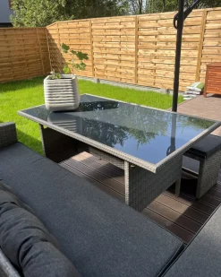 Hot Beliani Set da giardino con tavolo 8 posti VITERBO con cuscini Rattan sintetico (PE) Grigio