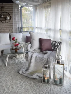 Discount Beliani Set da giardino con tavolo 4 posti RAGUSA Rattan sintetico (PE) Bianco sporco Bianco Grigio