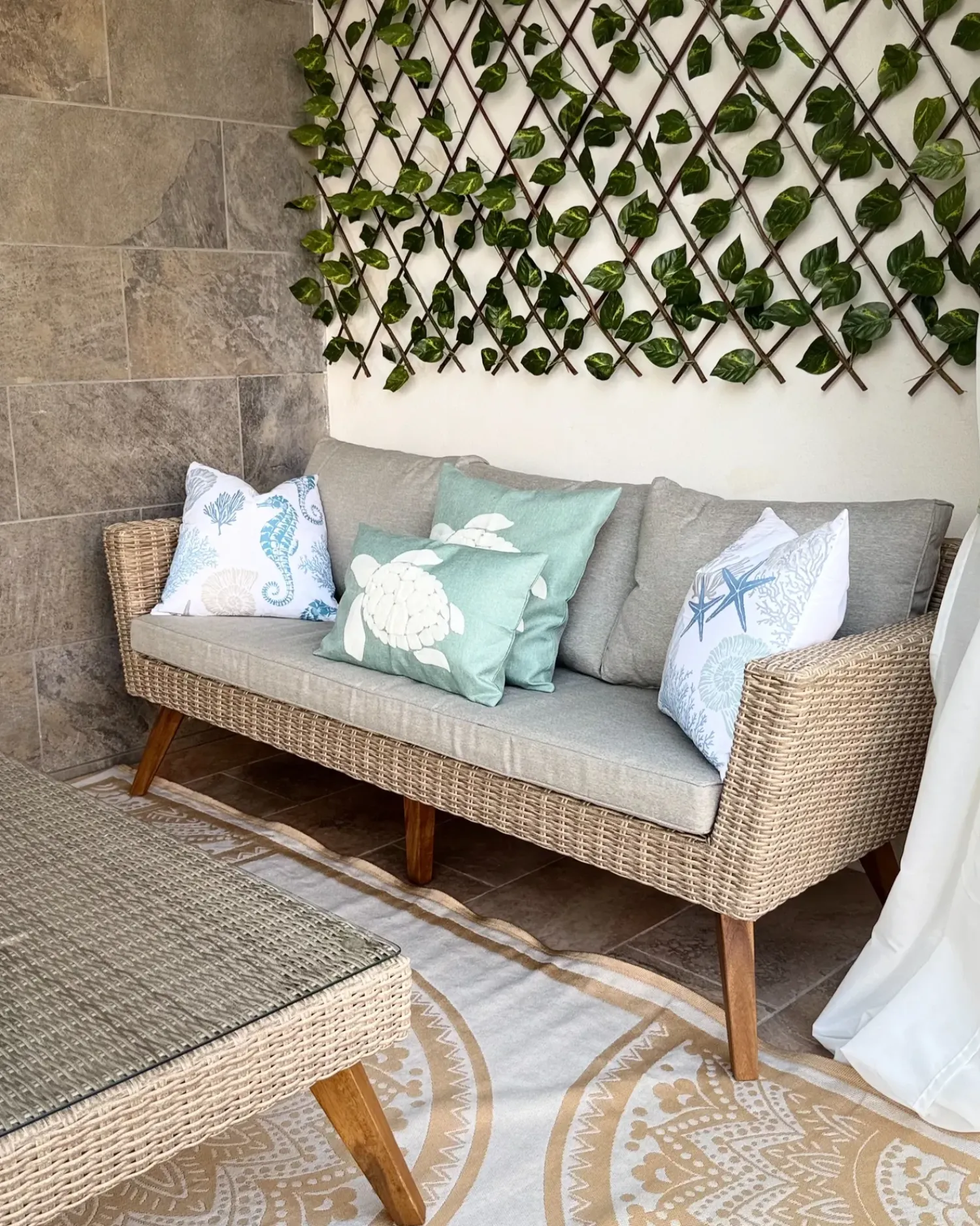 Online Beliani Set da giardino con tavolo 5 posti VITTORIA Rattan sintetico (PE) Grigio Beige Naturale Marrone Grigio