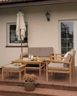 Outlet Beliani Set da giardino con tavolo 4 posti MANILA Legno di acacia certificato Marrone chiaro Grigio Marrone