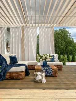 Sale Beliani Set da giardino con tavolo 4 posti VARALLO Modulare Rattan Naturale Bianco Marrone