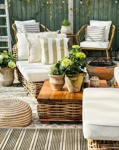Sale Beliani Set da giardino con tavolo 4 posti VARALLO Modulare Rattan Naturale Bianco Marrone