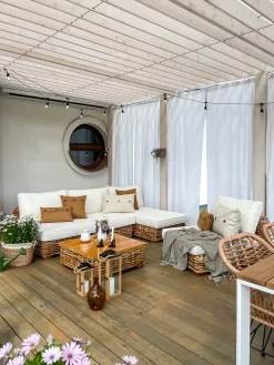 Sale Beliani Set da giardino con tavolo 4 posti VARALLO Modulare Rattan Naturale Bianco Marrone