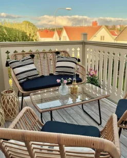 Outlet Beliani Set da giardino con tavolo 4 posti MINORI Rattan sintetico (PE) Beige Beige Naturale Nero