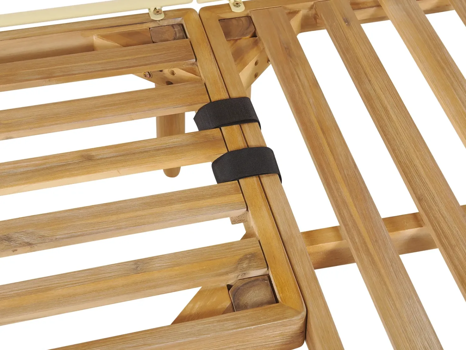 Hot Beliani Set da giardino con tavolo 4 posti CREMONA Legno d'acacia Bianco sporco Bianco Marrone