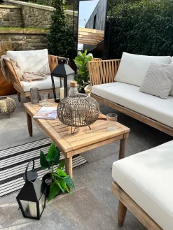 Hot Beliani Set da giardino con tavolo 4 posti CREMONA Legno d'acacia Bianco sporco Bianco Marrone