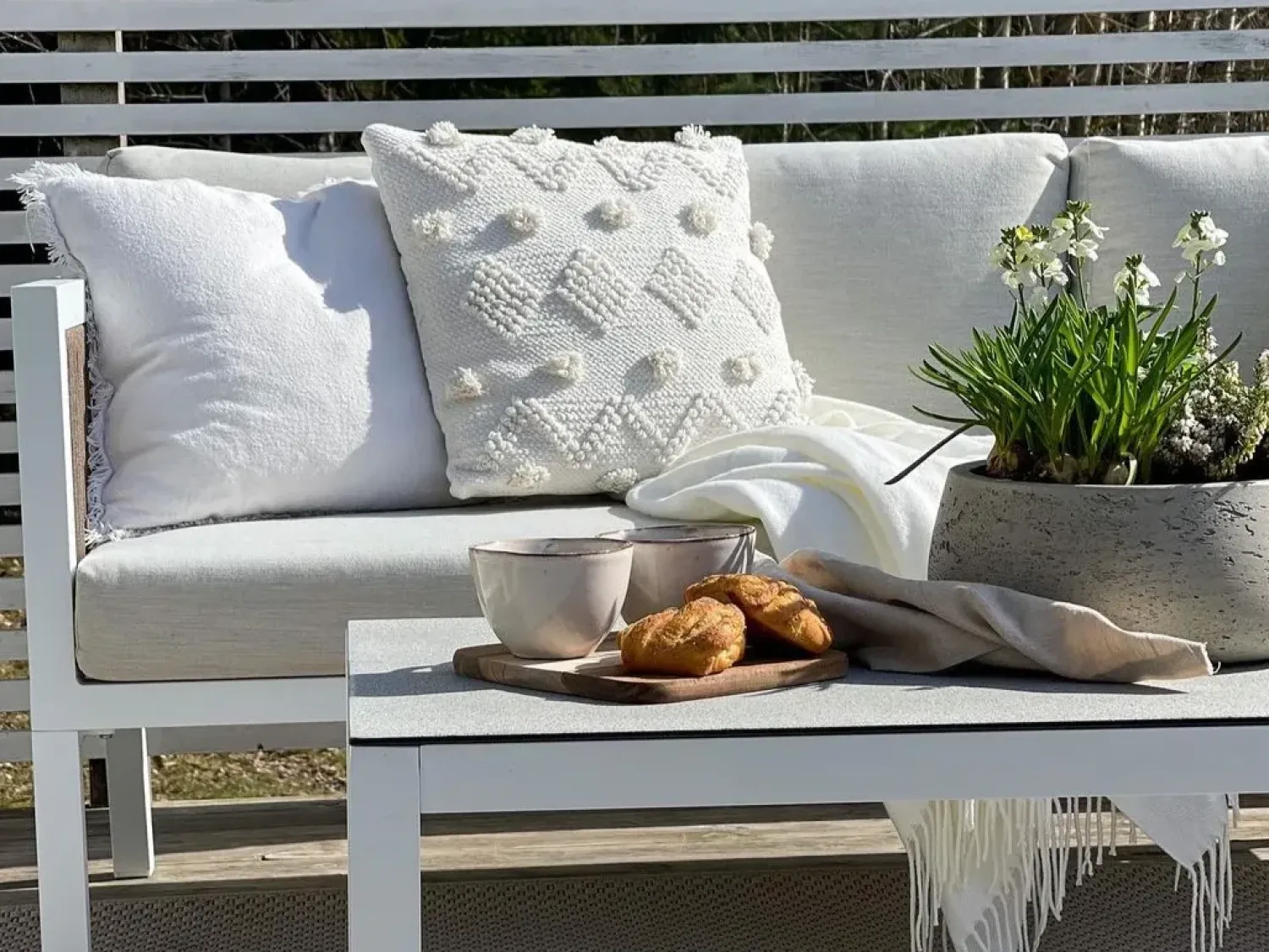 New Beliani Set da giardino con tavolo 5 posti BORELLO Metallo Bianco Bianco Beige Marrone