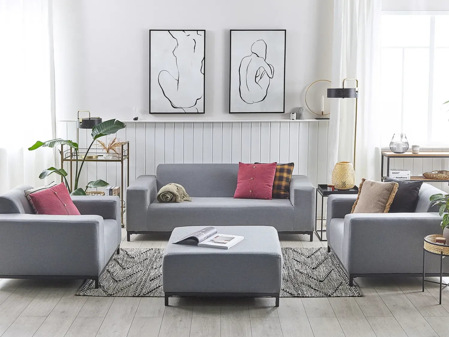 Sale Beliani Set da giardino con tavolo 5 posti ROVIGO Grigio Grigio Nero