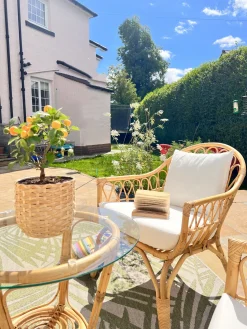 Discount Beliani Set da giardino con tavolo 4 posti SIBARI Rattan Naturale Bianco Marrone