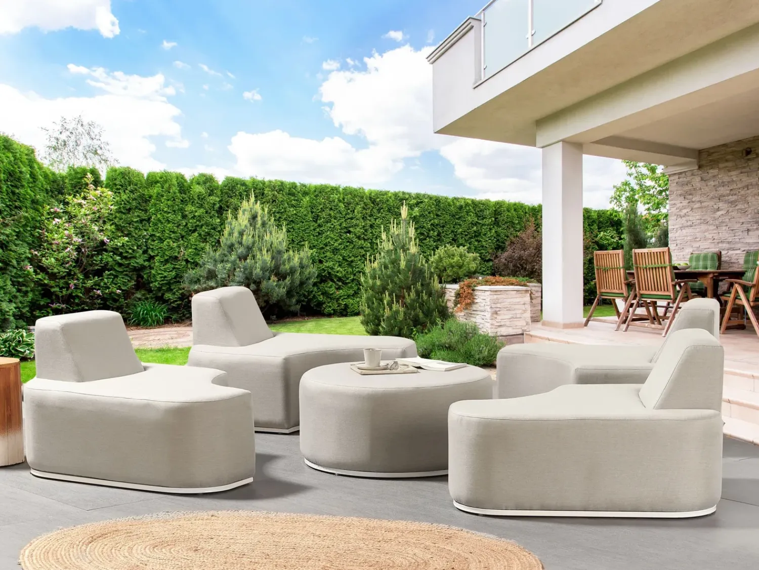 Hot Beliani Set da giardino con tavolo 4 posti FABRO Modulare chiaro Grigio