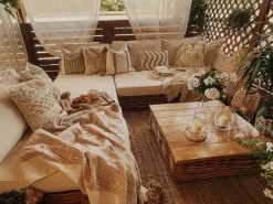 Clearance Beliani Set da giardino con tavolo 4 posti VARALLO Modulare Rattan Naturale Bianco Naturale