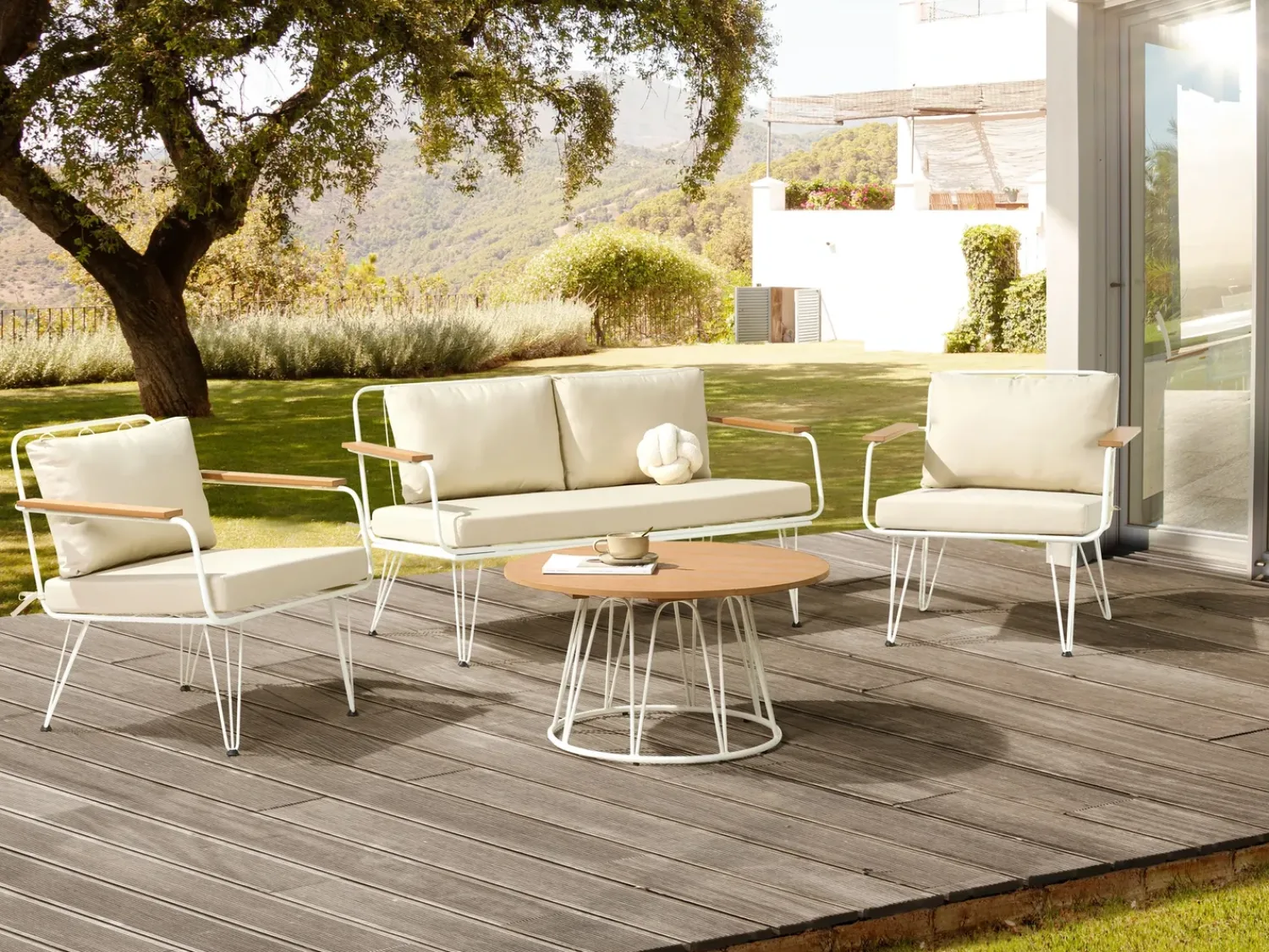 Online Beliani Set da giardino con tavolo 4 posti MONTESILVANO Metallo Beige chiaro Bianco Beige Marrone