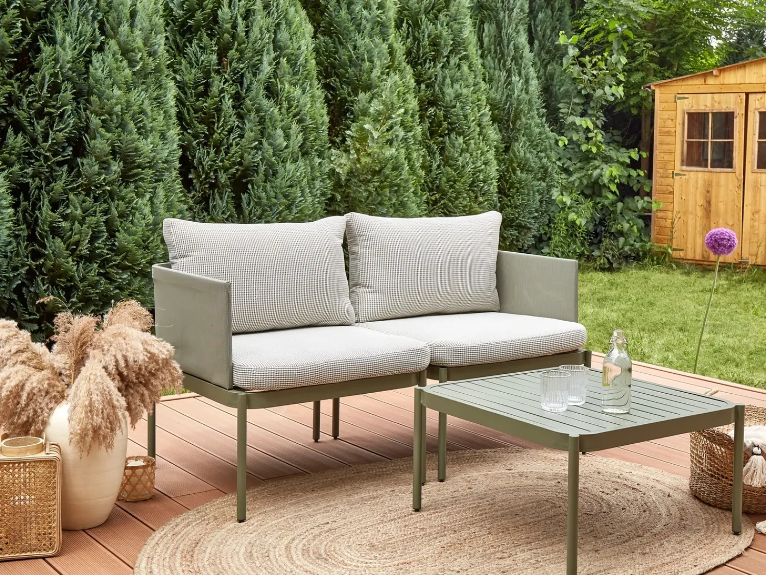 Sale Beliani Set da giardino con tavolo 2 posti TERRACINA Metallo Verde oliva Bianco Verde