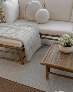 Sale Beliani Set da giardino con tavolo 5 posti CERRETO Lato Sinistro Bambù Bianco sporco Bianco Marrone
