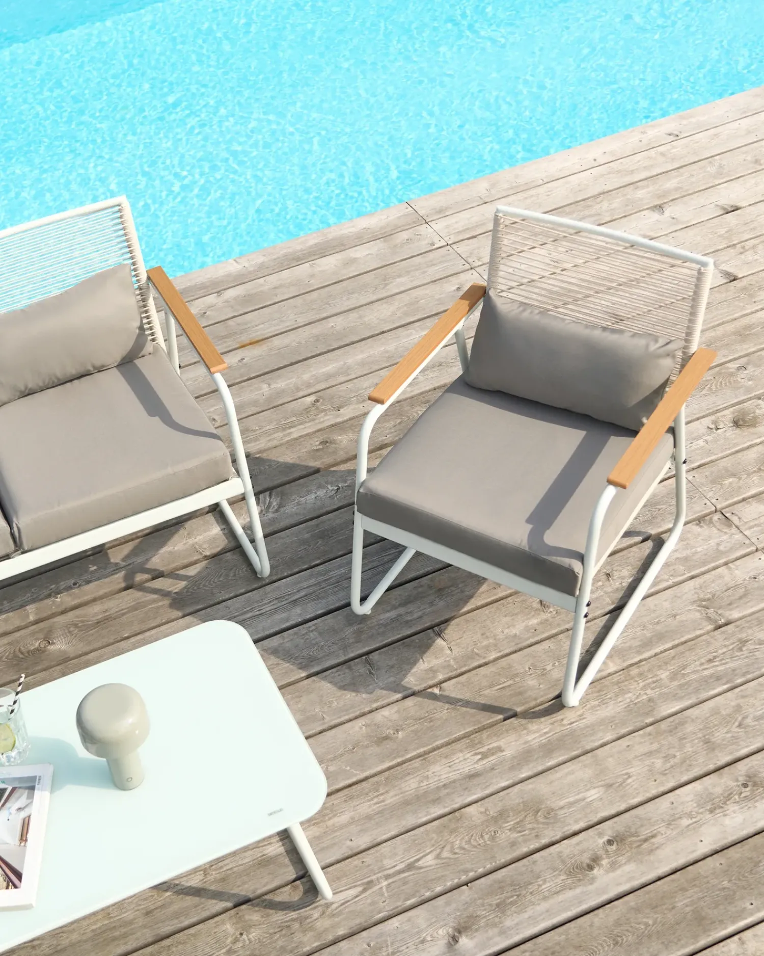 Clearance Beliani Set da giardino con tavolo 4 posti POMONTE Metallo Bianco Bianco Grigio