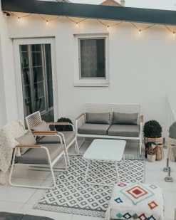 Clearance Beliani Set da giardino con tavolo 4 posti POMONTE Metallo Bianco Bianco Grigio