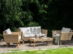 Hot Beliani Set da giardino con tavolo 4 posti VITTORIA Rattan sintetico (PE) Bianco sporco Bianco Naturale Marrone