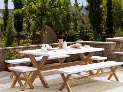 Sale Beliani Set da pranzo da giardino con panche e sgabelli 8 posti OLBIA Cemento Bianco Bianco Marrone