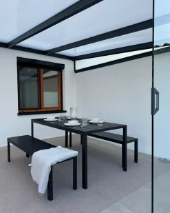 Outlet Beliani Set da pranzo da giardino con panche 6 posti NARDO Nero