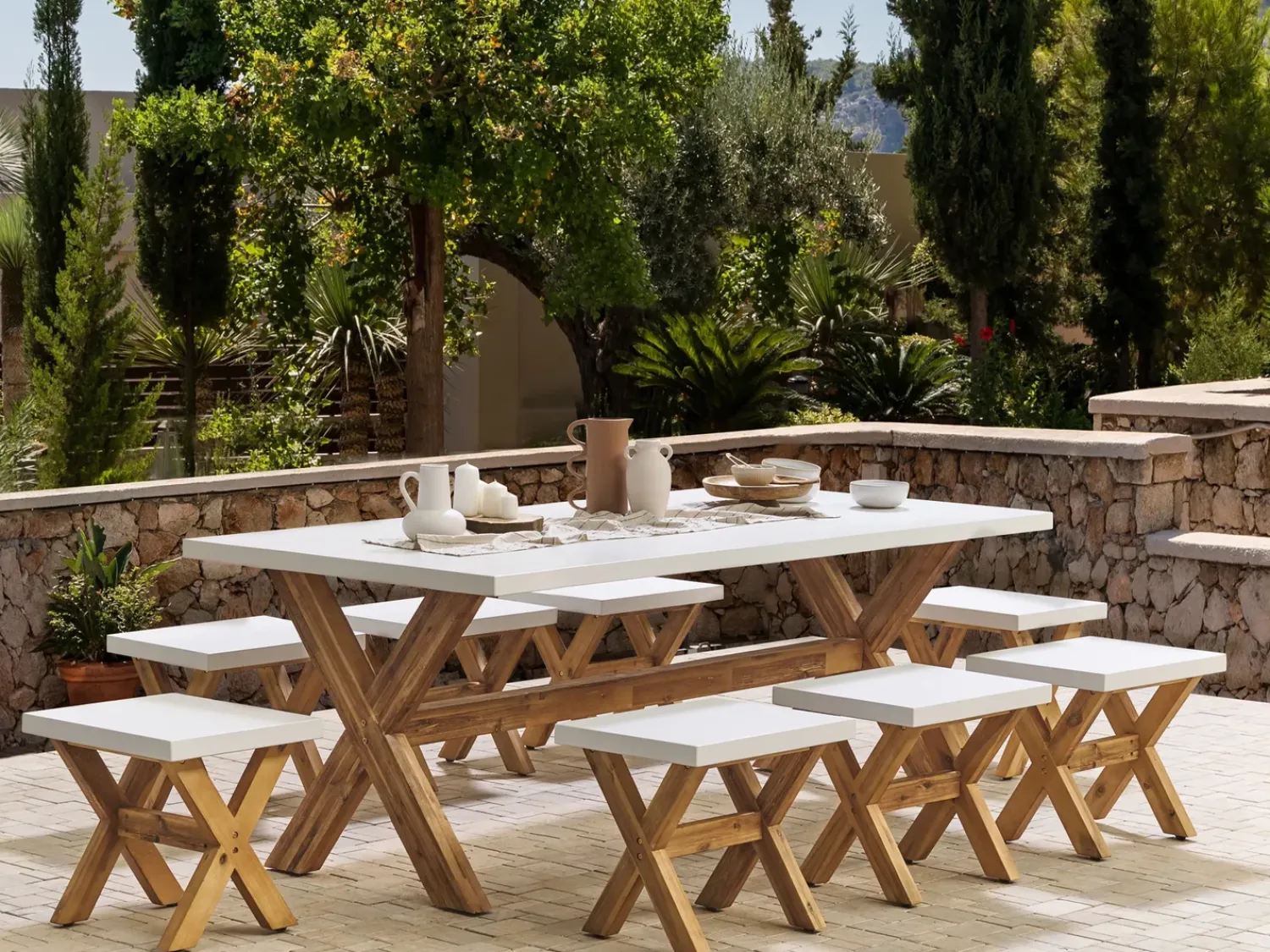 Online Beliani Set da pranzo da giardino con sgabelli 8 posti OLBIA Cemento Bianco Bianco Marrone