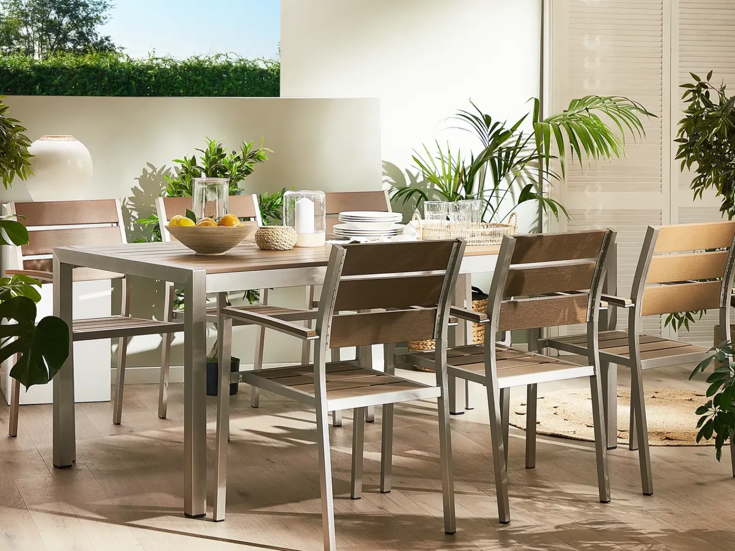 Outlet Beliani Set da pranzo da giardino 6 posti VERNIO Marrone Marrone Argento