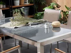 Hot Beliani Set da pranzo da giardino 6 posti GROSSETO Piastra tripla Granito Lucido Nero/Beige Beige Argento Nero