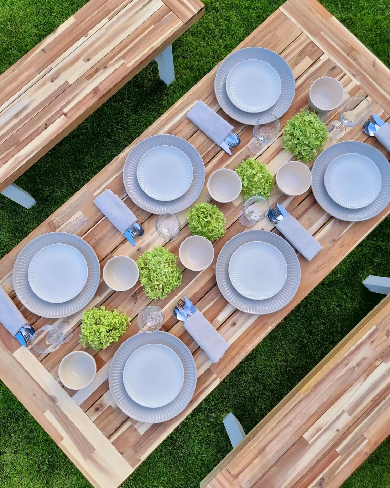New Beliani Set da pranzo da giardino 6 posti SCANIA Legno d'acacia Bianco Bianco Marrone