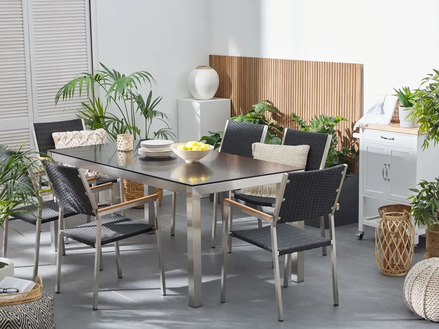 Outlet Beliani Set da pranzo da giardino 6 posti GROSSETO Vetro temperato Nero Argento Nero