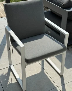 Online Beliani Set da pranzo da giardino 6 posti PANCOLE con cuscini Metallo Grigio Bianco Grigio