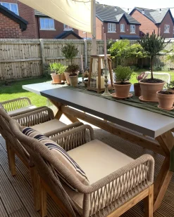 Clearance Beliani Set da pranzo da giardino 6 posti OLBIA con cuscini Beige Bianco Beige Marrone