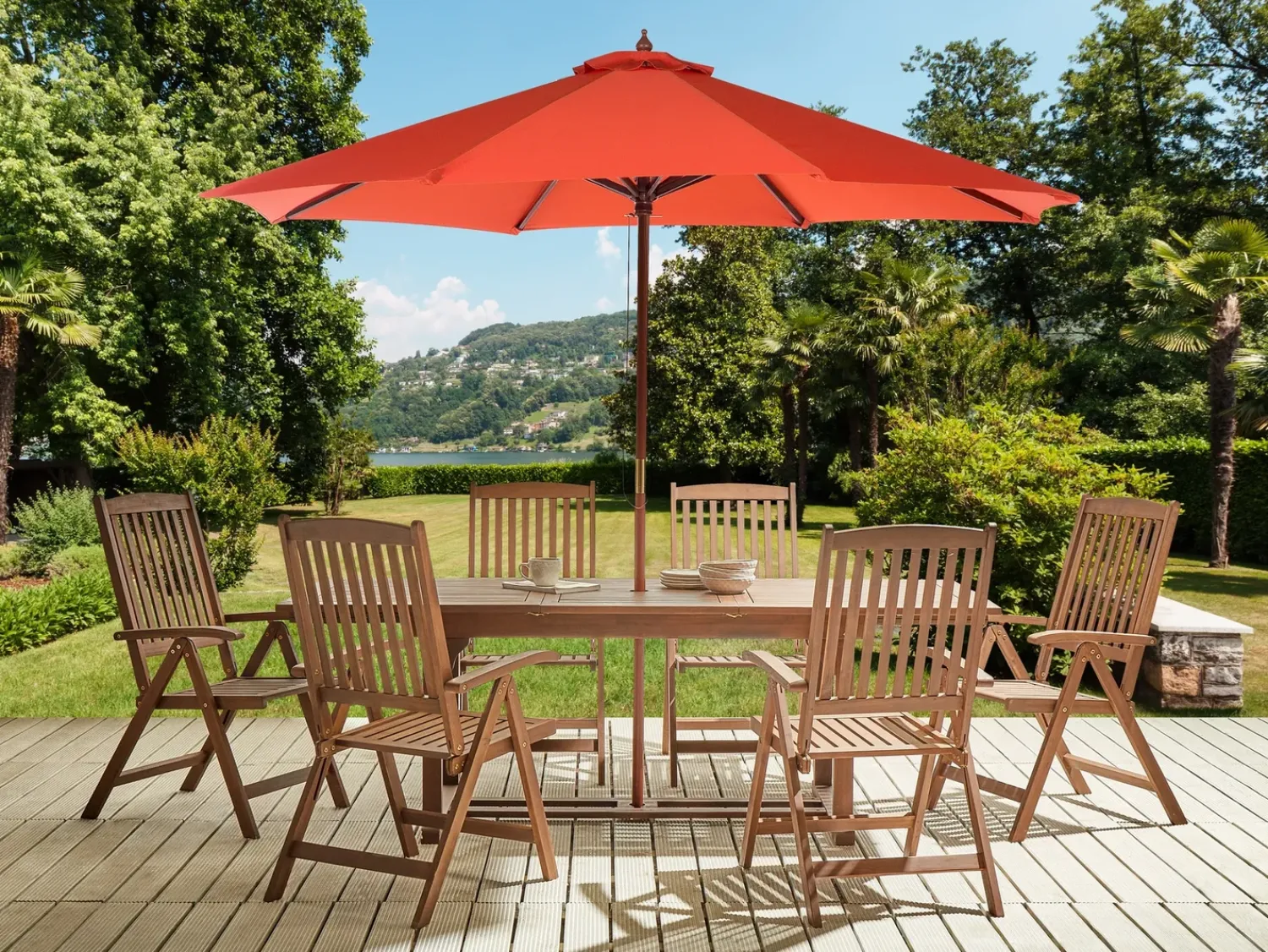 New Beliani Set da pranzo da giardino 6 posti AMANTEA con Ombrellone Legno d'acacia Rosso Marrone Rosso
