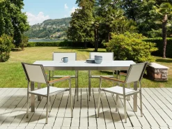 Sale Beliani Set da pranzo da giardino 4 posti COSOLETO/GROSSETO Vetro temperato Effetto marmo Marmo bianco Argento Bianco