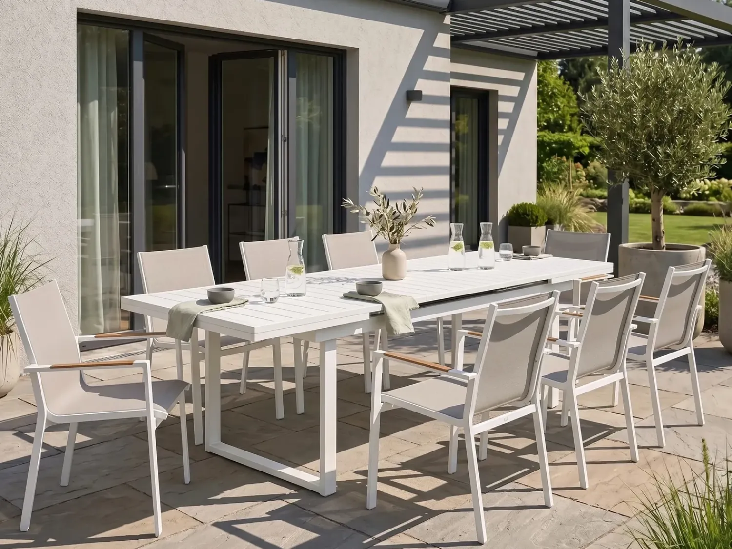 Outlet Beliani Set da pranzo da giardino 8 posti VALCANETTO/BUSSETO Metallo Grigio Bianco Marrone Grigio