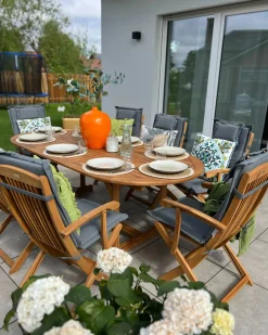New Beliani Set da pranzo da giardino 8 posti MAUI II con cuscini Legno d'acacia Grigio grafite Marrone Grigio