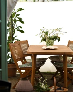 Hot Beliani Set da pranzo da giardino 4 posti PARAGGI Legno di acacia certificato scuro Marrone