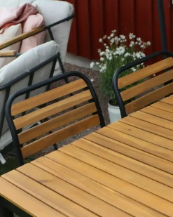 New Beliani Set da pranzo da giardino 6 posti VALLESE Legno d'acacia Marrone Marrone Nero