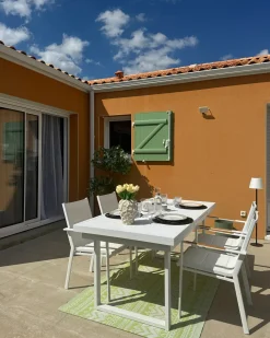 Best Beliani Set da pranzo da giardino 8 posti VALCANETTO/GROSSETO Metallo Bianco Argento Bianco