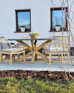 Discount Beliani Set da pranzo da giardino 4 posti ORISTANO con cuscini Cemento Beige Beige Marrone Grigio