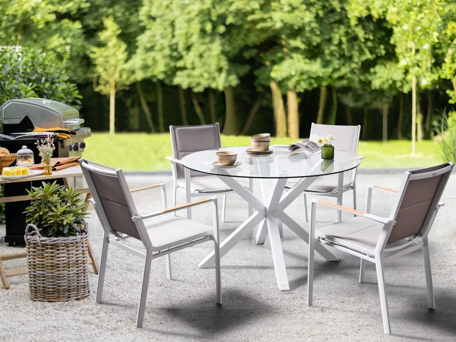 Online Beliani Set da pranzo da giardino 4 posti MALETTO/BUSSETO Metallo Bianco Bianco Grigio Marrone Trasparente