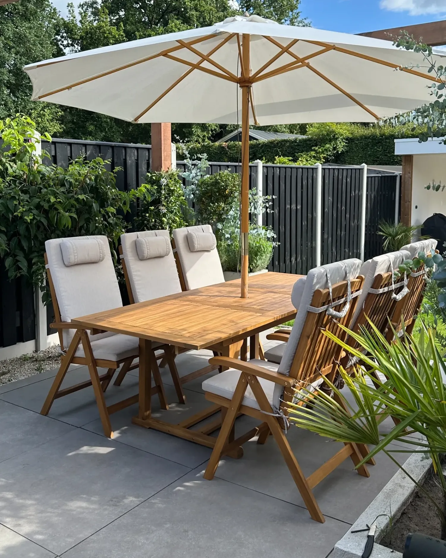 Sale Beliani Set da pranzo da giardino 6 posti JAVA PREMIUM Legno d'acacia Tortora Beige Marrone