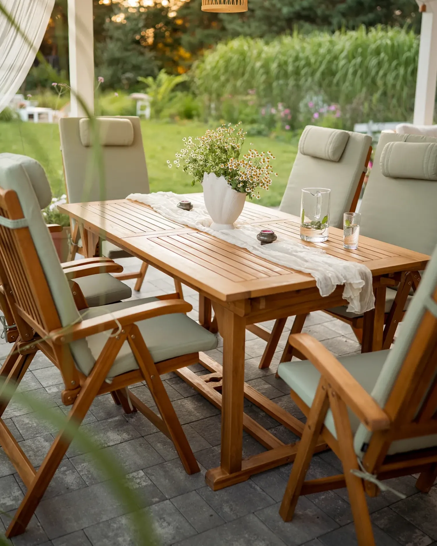 Best Beliani Set da pranzo da giardino 6 posti JAVA PREMIUM Legno d'acacia Verde Verde Marrone