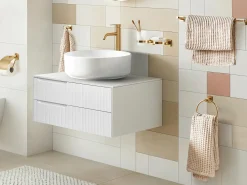 Discount Beliani Set di 6 accessori da bagno POCONE con barre e ganci per asciugamani Oro