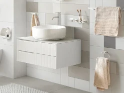 New Beliani Set di 6 accessori da bagno TOCOPILLA con barre e ganci per asciugamani Argento
