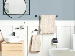 Beliani Set di 6 accessori da bagno UVITA con barre e ganci per asciugamani Nero