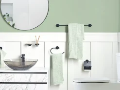 Hot Beliani Set di 6 accessori da bagno ZARUMA con barre e ganci per asciugamani Nero