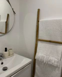 Outlet Beliani ATIU Tessuto a spugna Bianco