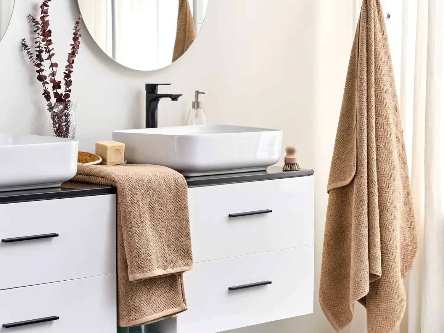 Outlet Beliani MITIARO Tessuto a spugna sabbia Beige