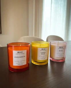 Best Beliani Set di 3 Candele Profumate COLORFUL BARREL Cera di Soia Note orientali Note di erba Note floreali Giallo Arancione Rosa